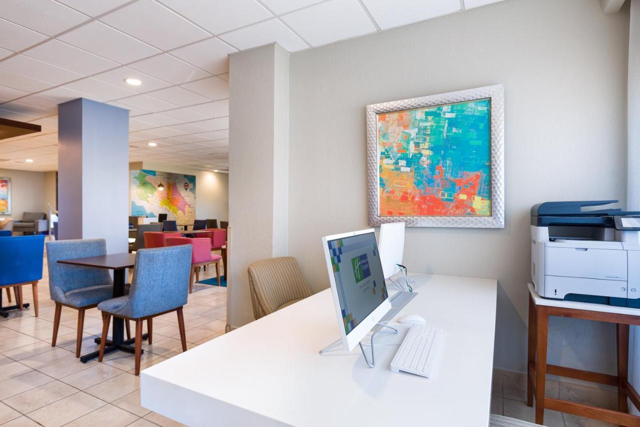 Holiday Inn Express San Jose Costa Rica Airport By Ihg Santiago Este Exterior photo