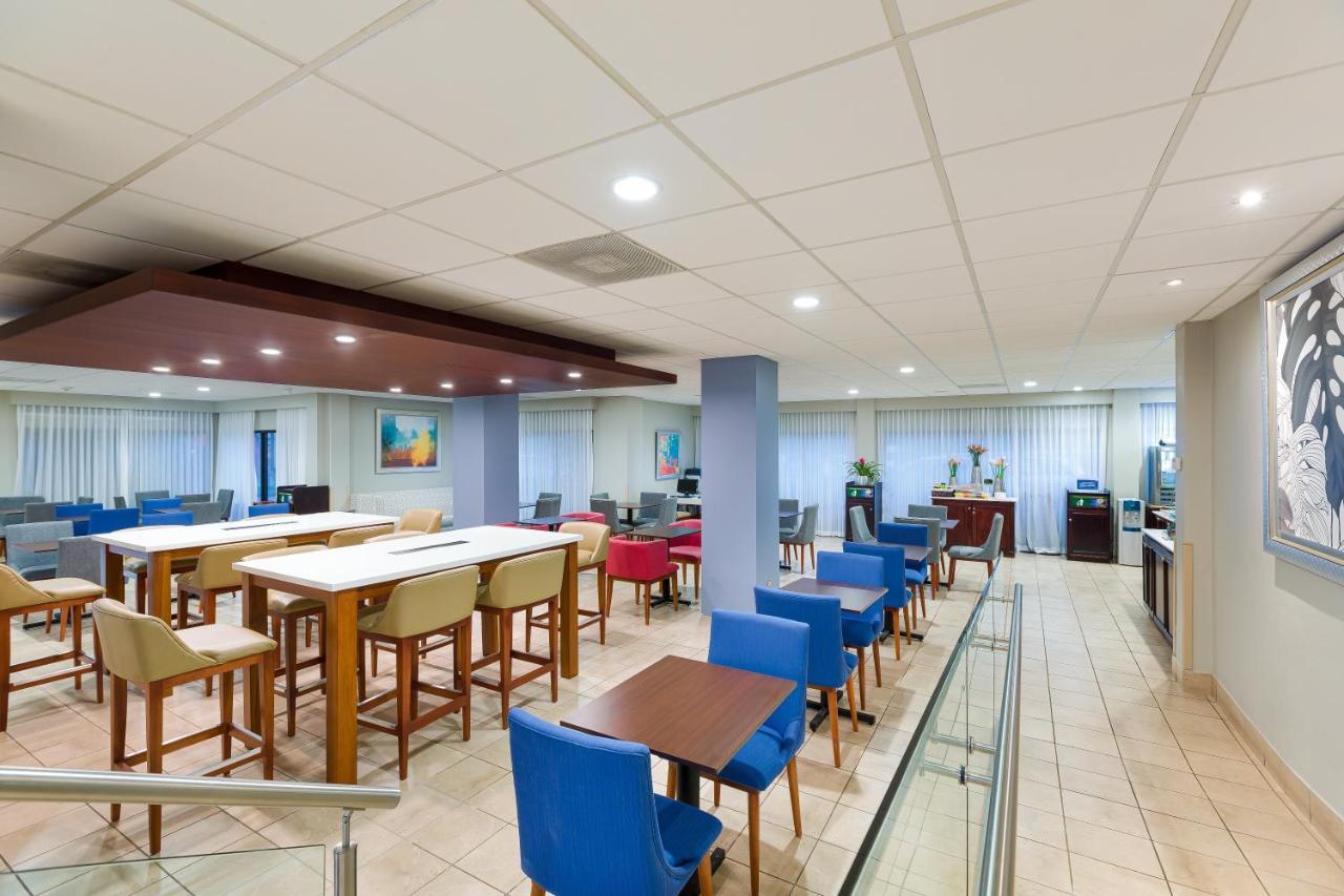 Holiday Inn Express San Jose Costa Rica Airport By Ihg Santiago Este Exterior photo